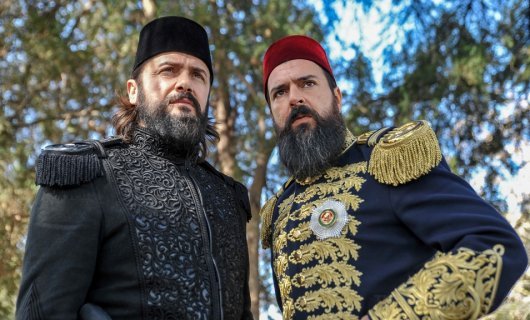 Кадр из турецкого сериала Права на престол Абдулхамид 115 серия